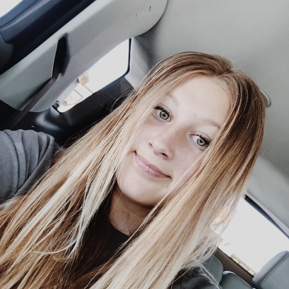 Meet your Posher, Bailey - Picture 1 of 1